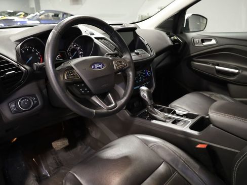 Used 2018 Ford Escape SEL image 16