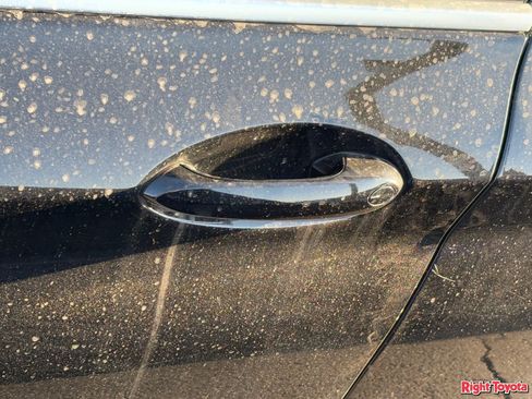 Used 2019 BMW X3 sDrive30i w/ Driving Assistance Package image 10