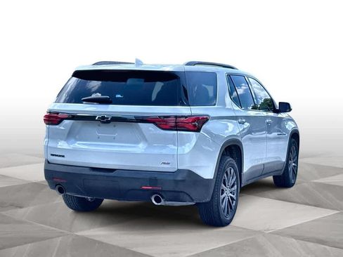 Used 2023 Chevrolet Traverse RS FWD image 8