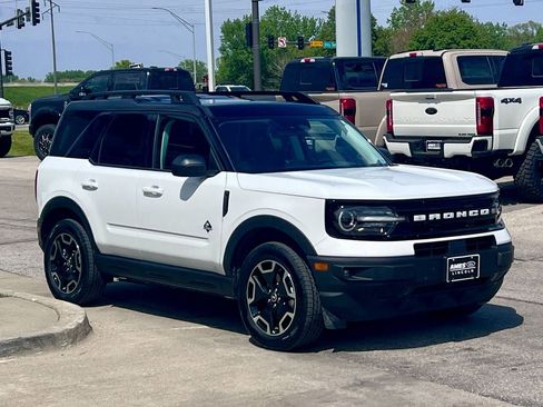 Certified 2024 Ford Bronco Sport Outer Banks w/ Tech Package AWD/4WD image 8