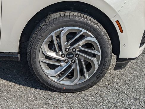 New 2025 Lincoln Navigator L Reserve image 14