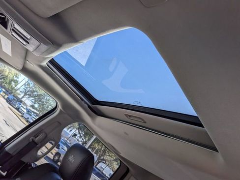 Used 2017 RAM 1500 Laramie w/ Convenience Group image 23