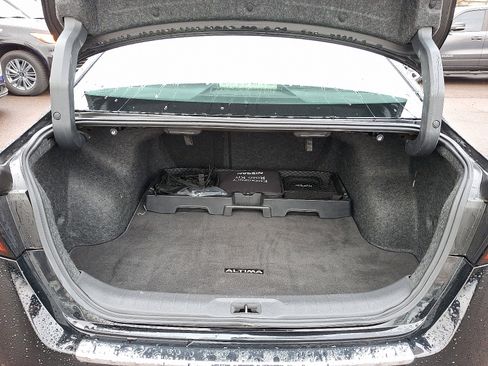 Used 2019 Nissan Altima 2.5 Platinum image 26