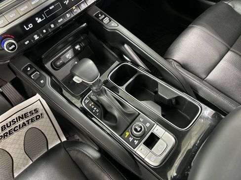 Used 2022 Kia Telluride EX w/ EX Premium Package AWD/4WD image 18