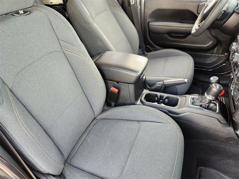 Used 2024 Jeep Wrangler Sport S image 12