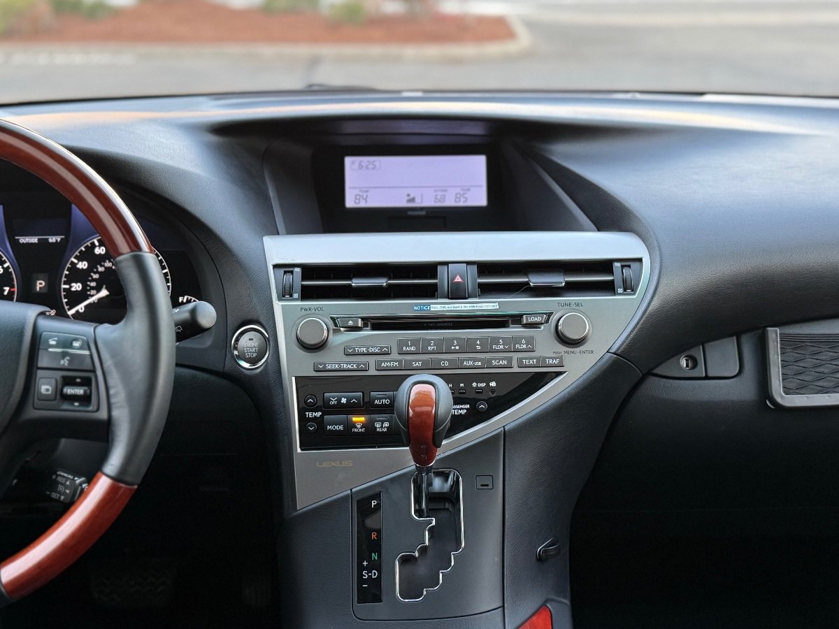 Used 2010 Lexus RX 350 AWD w/ Premium Pkg image 26