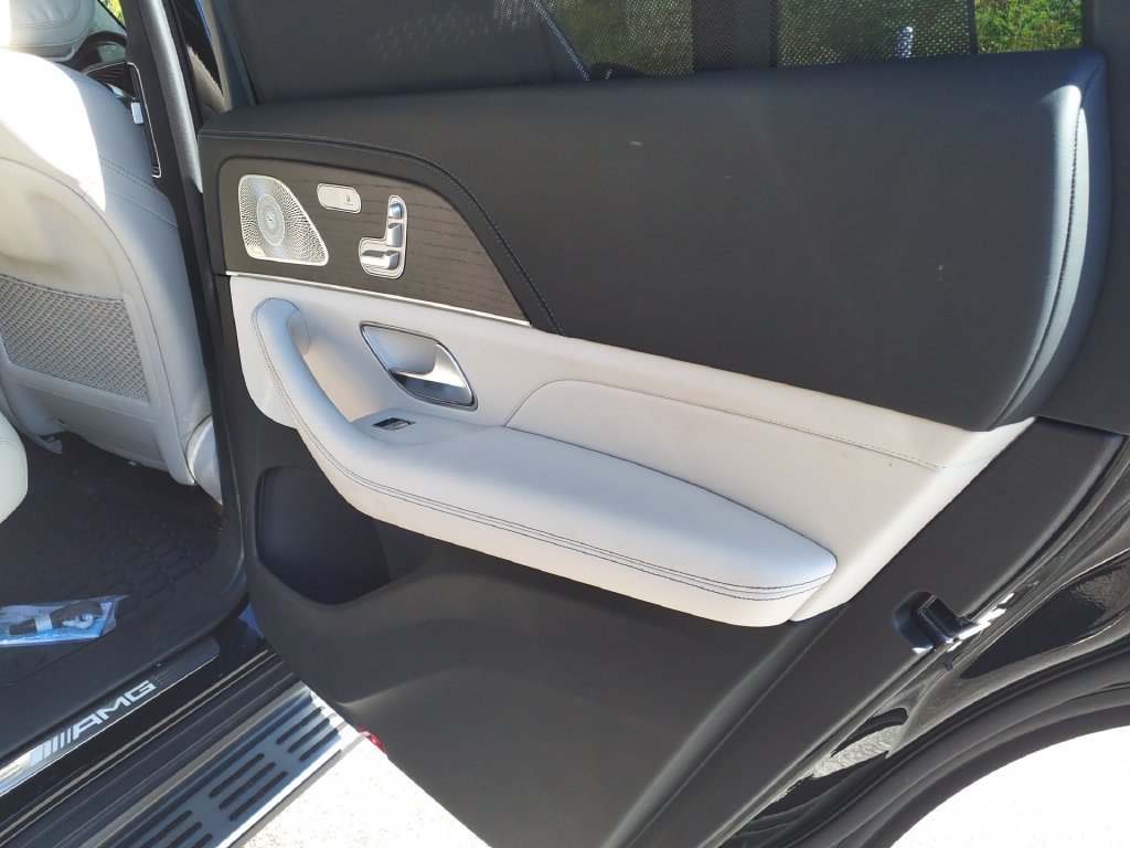 Used 2023 Mercedes-Benz GLS 63 AMG 4MATIC image 14