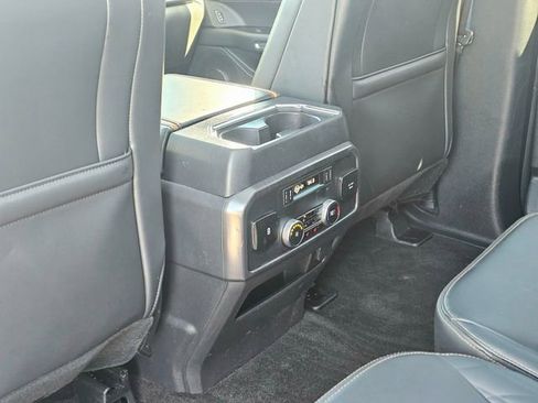 Used 2023 Ford Expedition Platinum image 27
