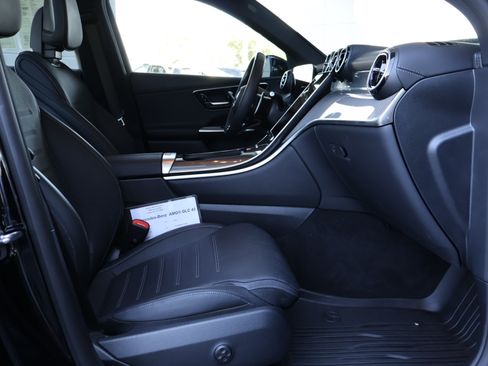 Used 2026 Mercedes-Benz GLC 43 AMG 4MATIC image 29