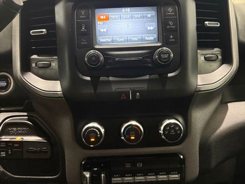 Used 2024 RAM 2500 Tradesman w/ Chrome Appearance Group AWD/4WD image 11