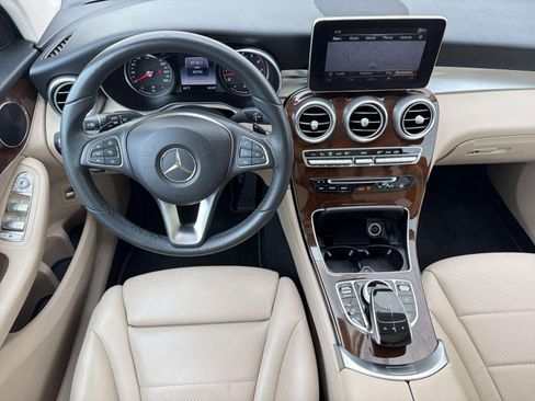 Certified 2018 Mercedes-Benz GLC 300 image 28
