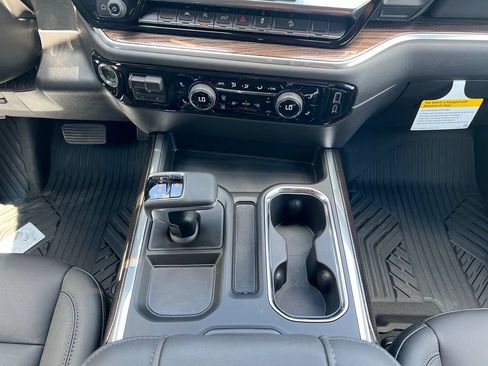 New 2026 Chevrolet Silverado 1500 LT Trail Boss w/ Convenience Package II AWD/4WD image 25