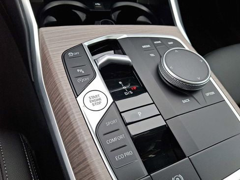 Used 2025 BMW 330i xDrive 330i xDrive w/ Premium Package image 16