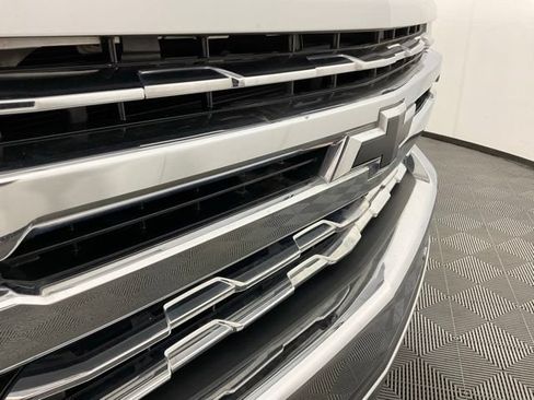 Used 2021 Chevrolet Silverado 1500 LTZ w/ Technology Package AWD/4WD image 10