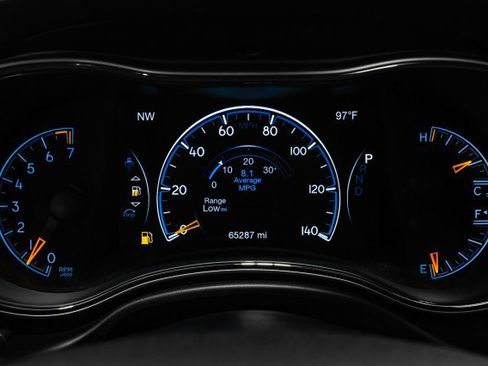 Used 2018 Jeep Grand Cherokee High Altitude image 17