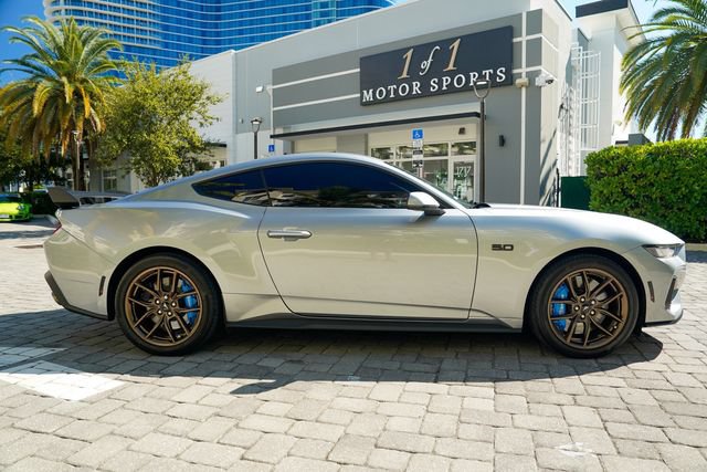 Used 2024 Ford Mustang GT Premium RWD image 33