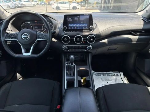 Used 2024 Nissan Sentra SV FWD image 11