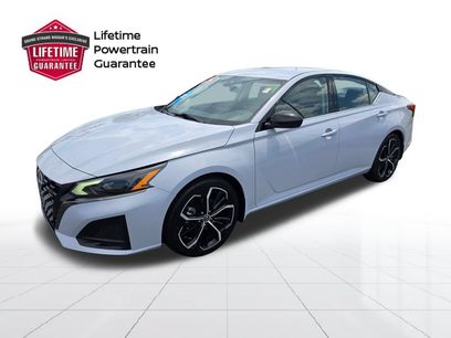 Used 2024 Nissan Altima 2.5 SR