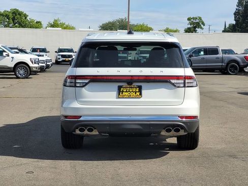 New 2026 Lincoln Aviator Reserve image 5
