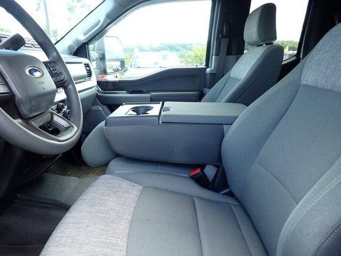 Used 2023 Ford F250 XLT w/ XLT Premium Package AWD/4WD image 11