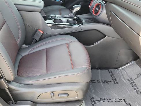 Used 2025 Chevrolet Blazer RS image 11