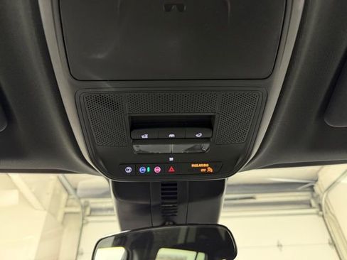 New 2026 Chevrolet Traverse LT w/ Sun and Wheel Package image 22