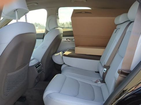 New 2026 Genesis GV70 2.5T Advanced image 12