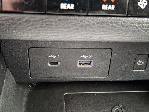 Used 2022 Mitsubishi Outlander SEL image 25