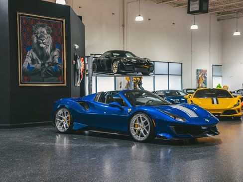 Used 2020 Ferrari 488 Pista Spider RWD image 7