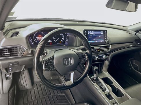 Used 2020 Honda Accord Sport image 15