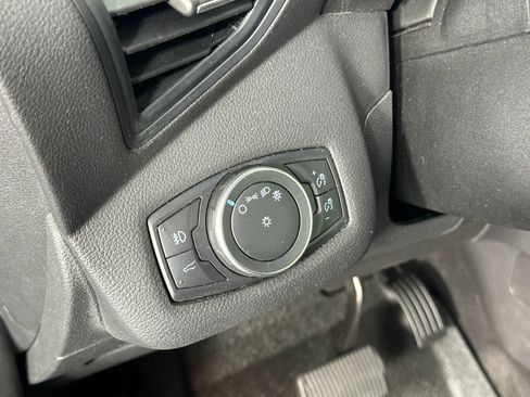 Used 2018 Ford Escape SE w/ Ford Safe & Smart Package AWD/4WD image 33