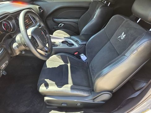 Used 2020 Dodge Challenger R/T Scat Pack RWD image 11