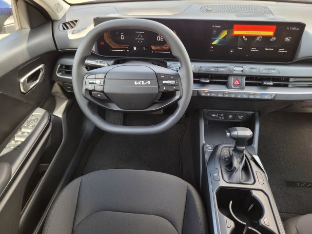 New 2026 Kia K4 FWD image 12