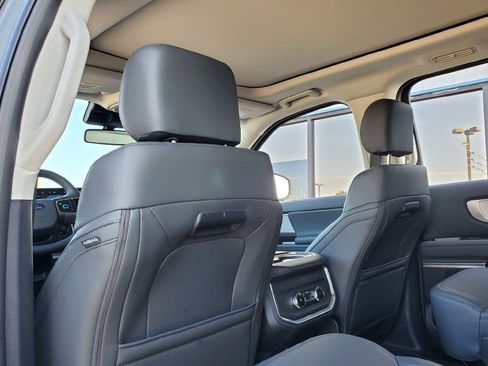 New 2026 Ford Expedition Max Active AWD/4WD image 17