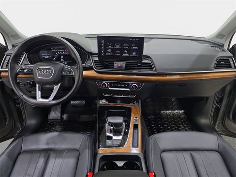 Used 2023 Audi Q5 2.0T Premium Plus w/ Premium Plus Package image 10