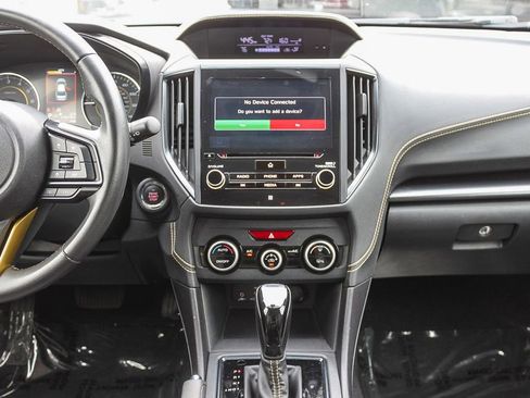 Used 2022 Subaru Crosstrek 2.5i Sport w/ Moonroof Package AWD/4WD image 17