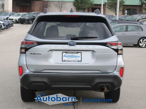 Certified 2025 Subaru Forester Premium w/ Convenience Package #1 AWD/4WD image 6