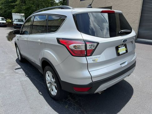 Used 2018 Ford Escape SEL FWD image 10