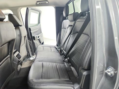 New 2025 Ford Ranger Lariat w/ FX4 Off-Road Package image 32