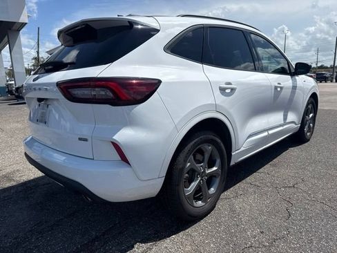 Used 2023 Ford Escape ST-Line w/ Equipment Group 301A FWD image 5