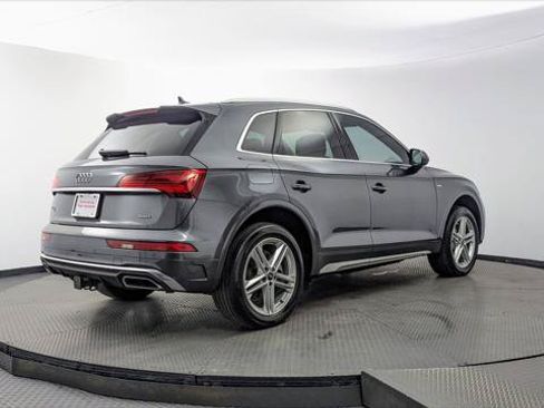 Used 2023 Audi Q5 e Premium Plus w/ Premium Plus Package AWD/4WD image 8