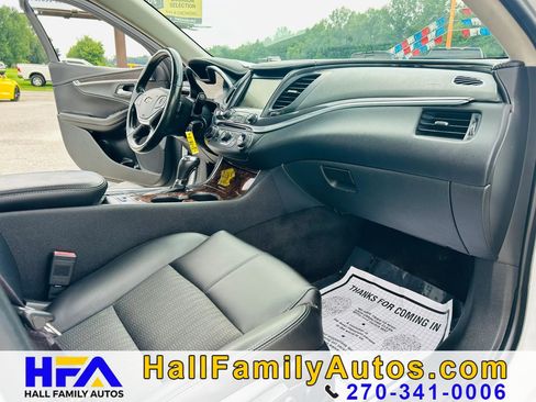 Used 2014 Chevrolet Impala LT w/ Convenience Package FWD image 19
