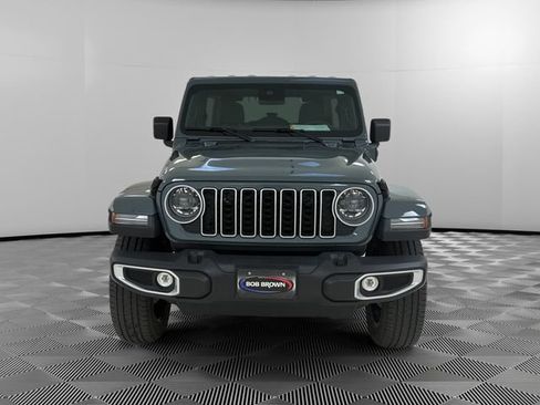 Used 2025 Jeep Wrangler Unlimited Sahara w/ Safety Group AWD/4WD image 8