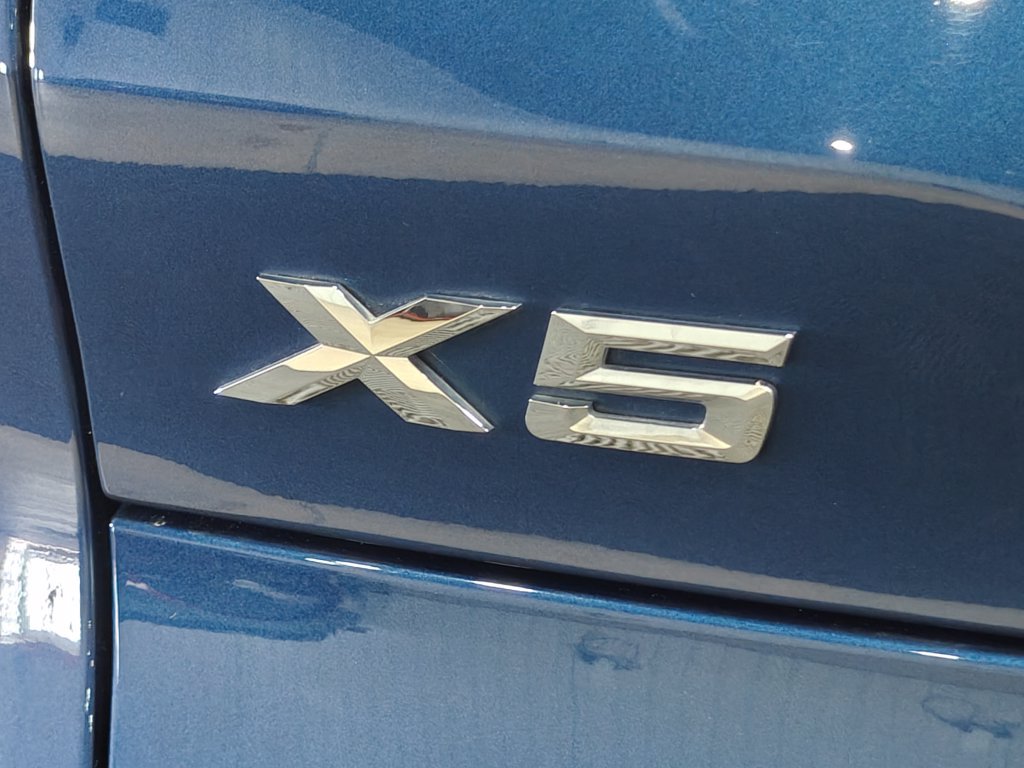 Used 2019 BMW X5 xDrive40i w/ Premium Package 2 AWD/4WD image 76