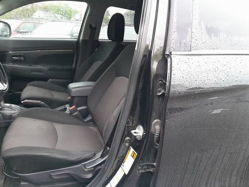 Used 2017 Mitsubishi Outlander Sport LE AWD/4WD image 15