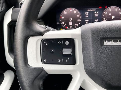 Used 2024 Land Rover Defender 110 S image 11