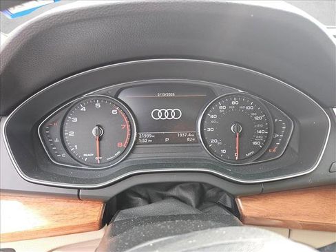 Used 2023 Audi Q5 2.0T Premium w/ Convenience Package image 20