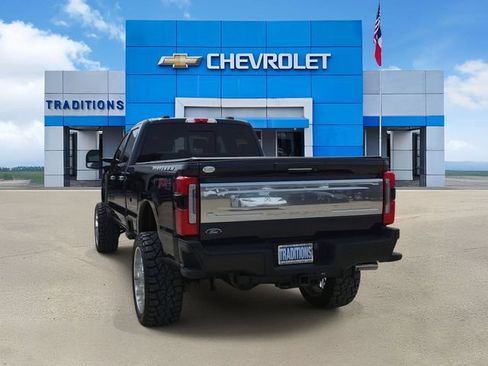 Used 2024 Ford F350 Platinum w/ FX4 Off-Road Package AWD/4WD image 8