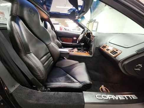 Used 1994 Chevrolet Corvette Coupe image 14