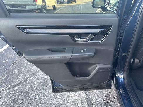 Used 2025 Honda CR-V EX-L image 36